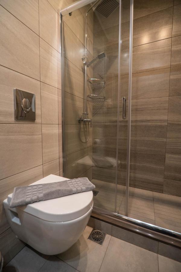 Lidra Rooms Chrissi Akti Chania Exterior foto
